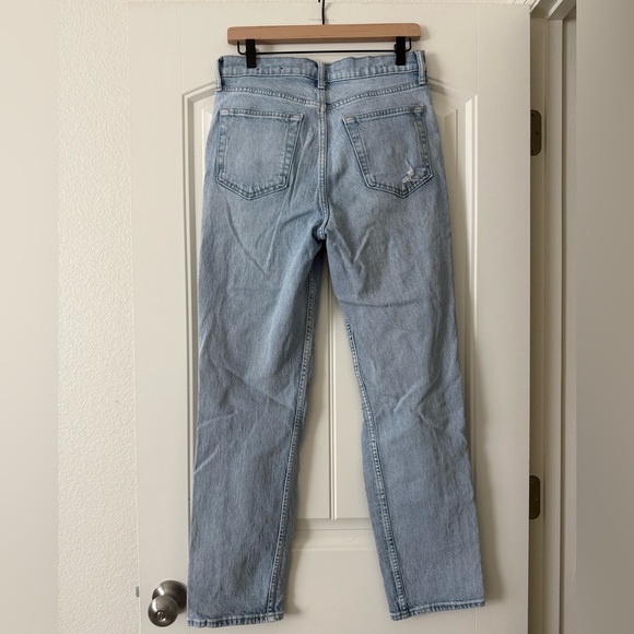 Women’s Gap Light Wash Cheeky Straight Jeans Size 29 - Picture 4 of 7